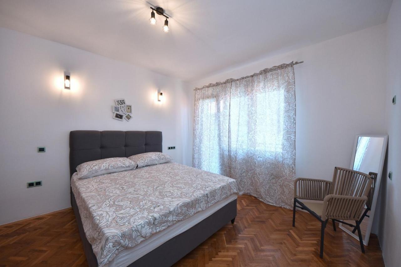Family Apartment Sara Задар Экстерьер фото